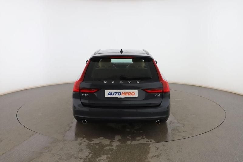 Usado Volvo V90 Business Edition 190 CV (139 kW) 2020 Gris Familiar