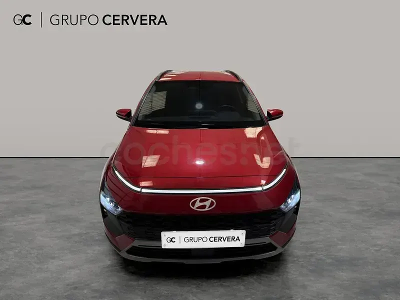 Usado Hyundai Bayon 100 CV (73 kW) 2025 Rojo SUV