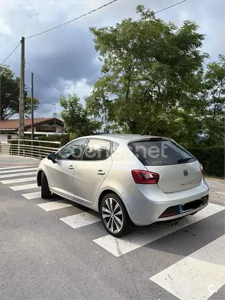 Usado Seat Ibiza FR 105 CV (77 kW) 2017 Gris / plata Berlina