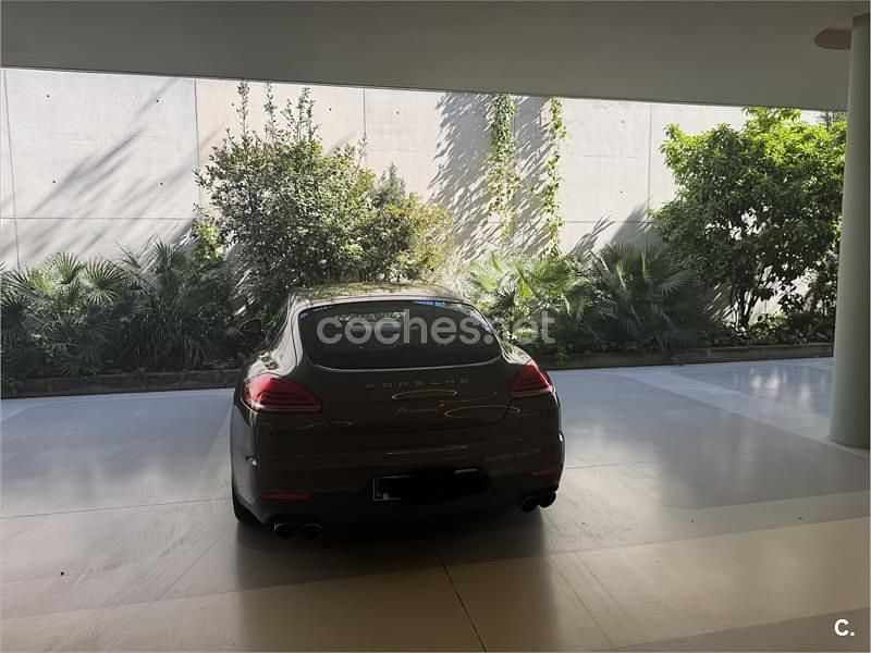 Usado Porsche Panamera 420 CV (308 kW) 2013 Beige Utilitario