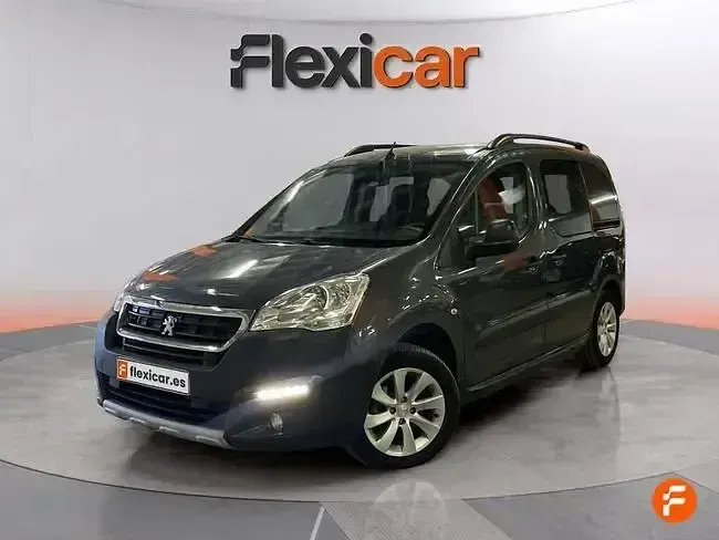 Usado Peugeot Partner Tepee Active 110 CV (80 kW) 2016 Gris Monovolumen