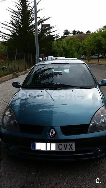 Usado Renault Clio II Authentique 80 CV (58 kW) 2004 Azul Berlina