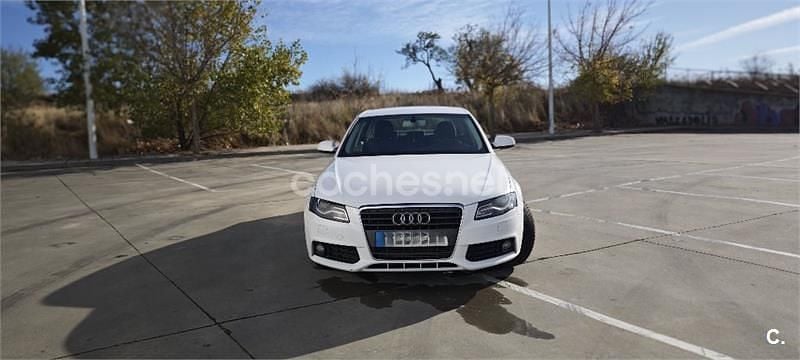 Usado Audi A4 136 CV (100 kW) 2011 Blanco Berlina