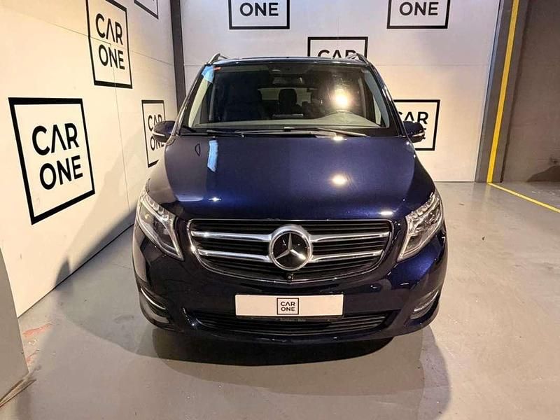 Usado Mercedes V250 Avantgarde 190 CV (139 kW) 2014 Azul Monovolumen