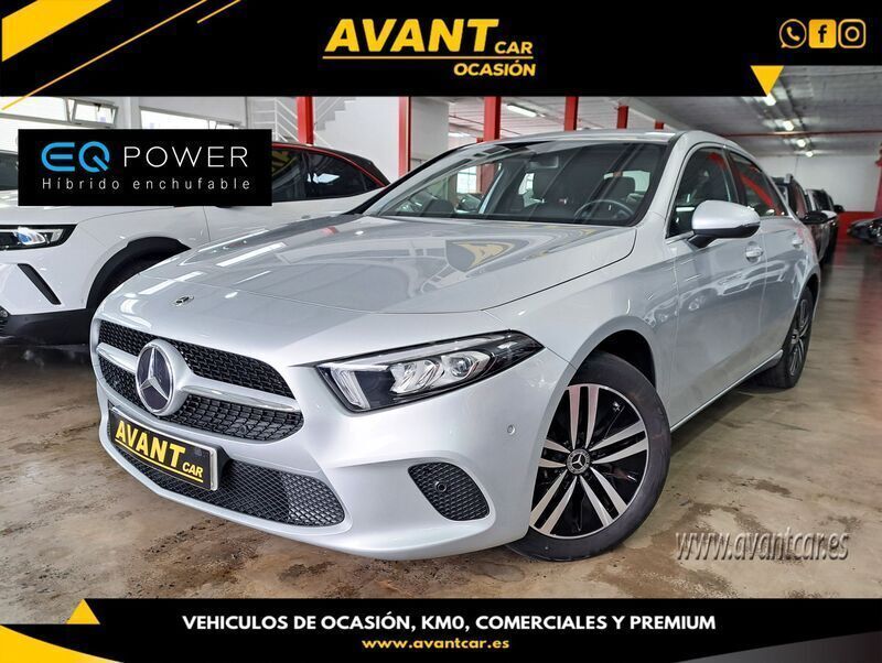 Gris / plata Usado 2022 Mercedes A250 Berlina | 26.900 € (Super precio) - Imagen 1/4
