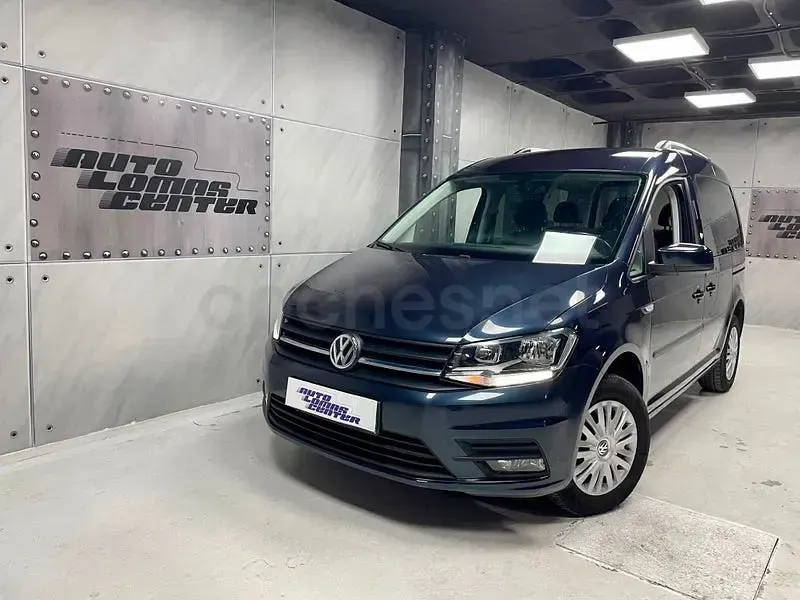 Usado VW Caddy Beach 102 CV (75 kW) 2020 Azul Monovolumen