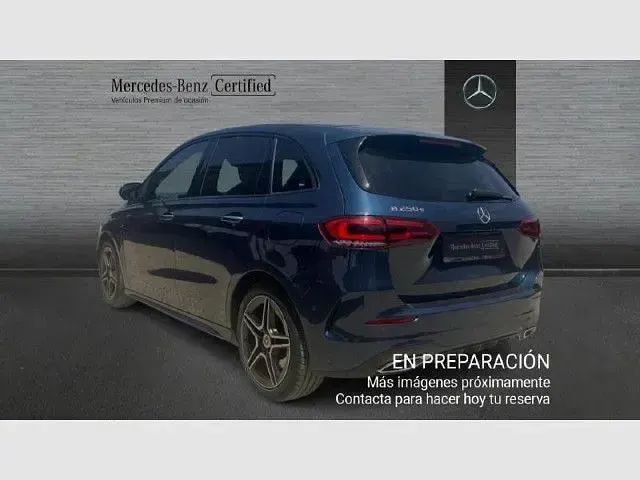 Usado Mercedes B250e 218 CV (160 kW) 2021 Azul denim Utilitario