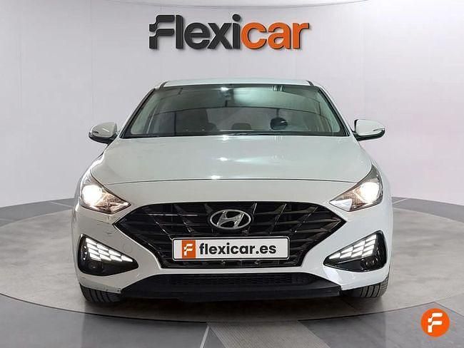 Usado Hyundai i30 116 CV (85 kW) 2021 Blanco Familiar