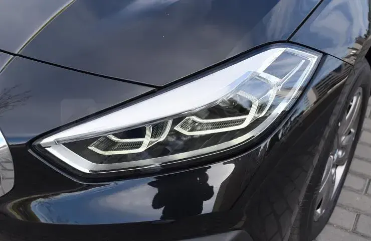 Usado BMW 116 Sport Line 116 CV (85 kW) 2018 Negro Utilitario