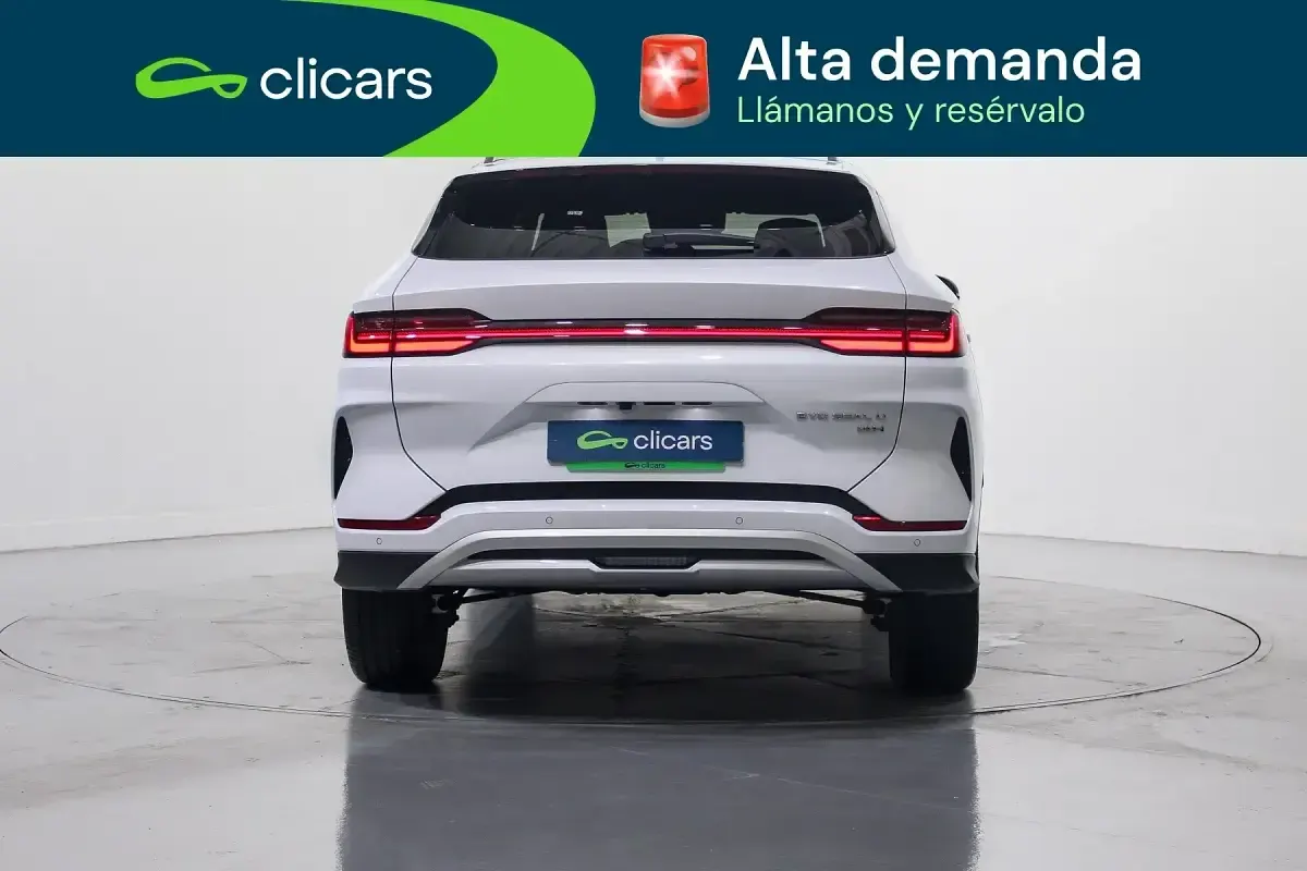 Begagnad BYD Seal U Boost 218 HK (160 kW) 2024 Vit SUV