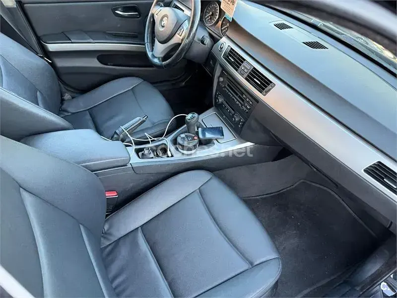 Usado BMW 320 150 CV (110 kW) 2006 Negro Berlina
