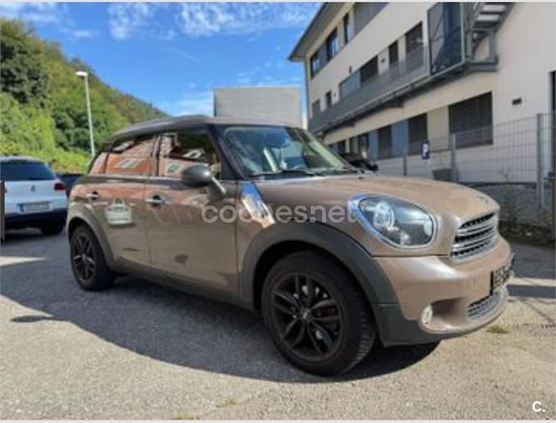 Beige Usado 2014 Mini One Countryman SUV | 12.000 € - Imagen 1/1