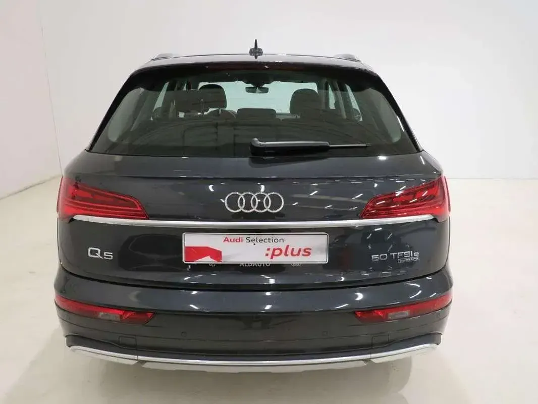 Usado Audi Q5 Advanced 299 CV (219 kW) 2022 Gris SUV