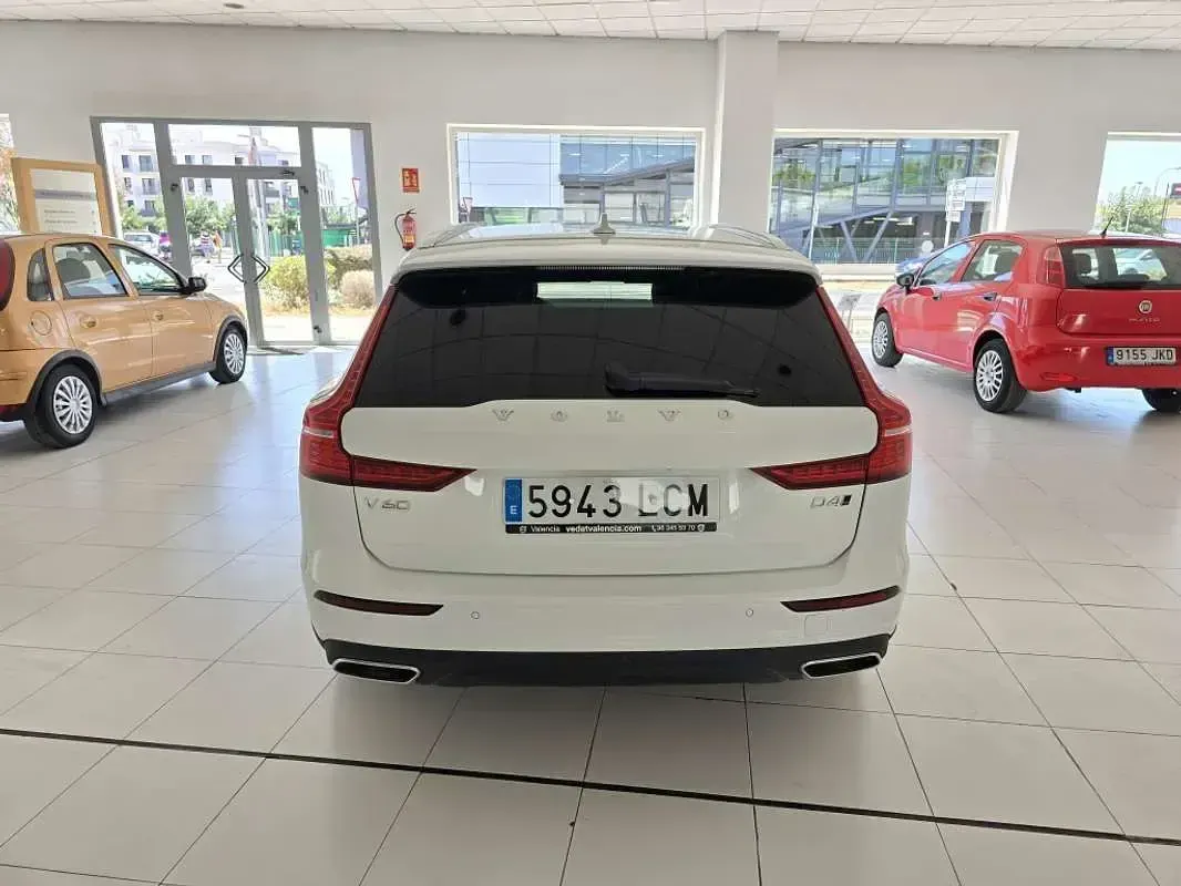 Usado Volvo V60 CC Pro 190 CV (139 kW) 2020 Blanco Familiar