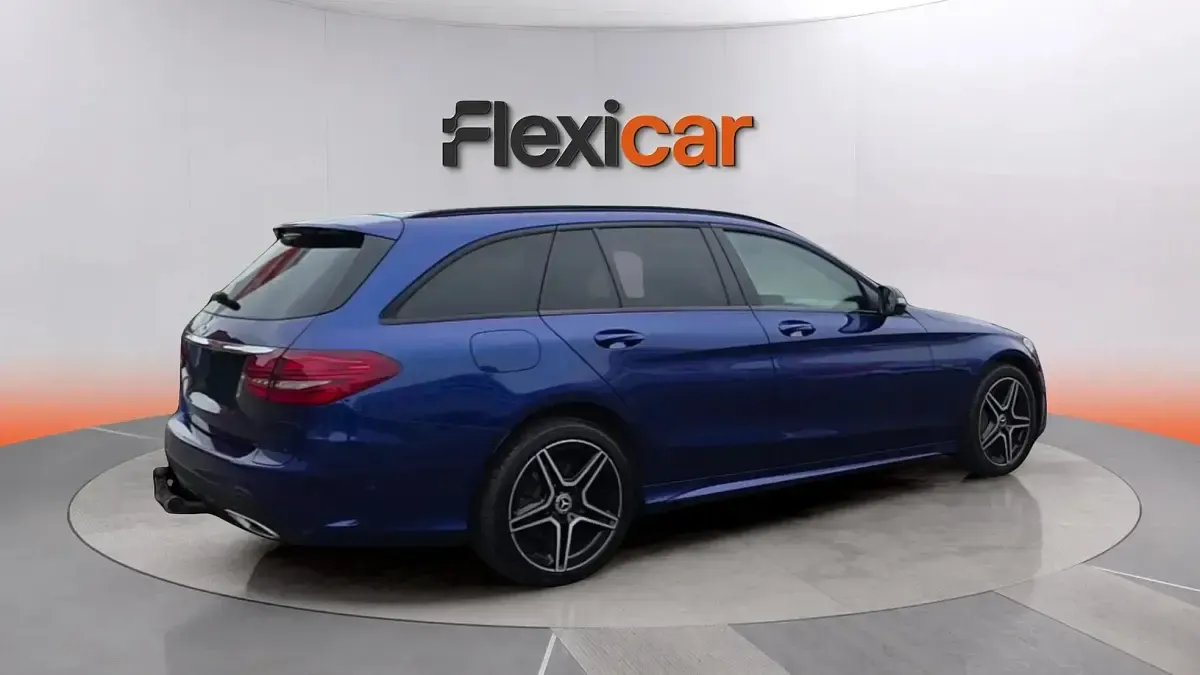 Usado Mercedes C300e 306 CV (225 kW) 2020 Azul Familiar