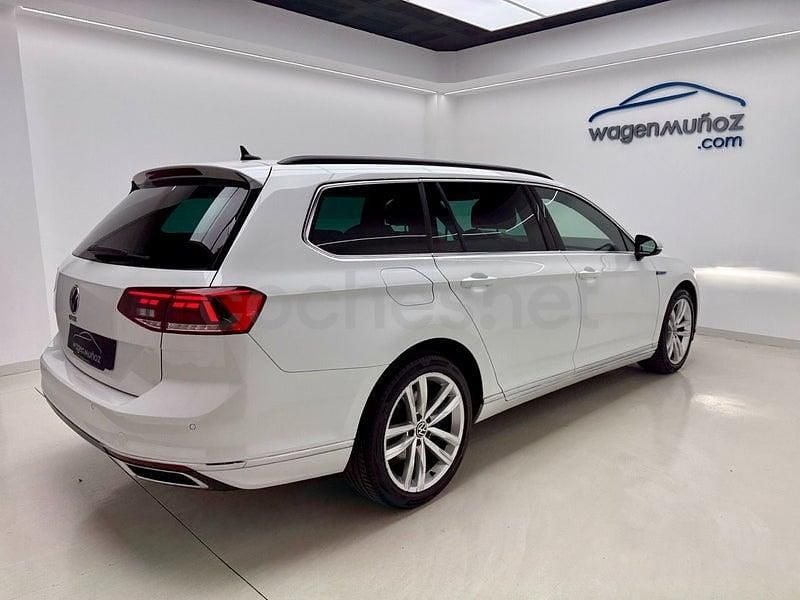 Usado VW Passat GTE 218 CV (160 kW) 2021 Blanco Familiar