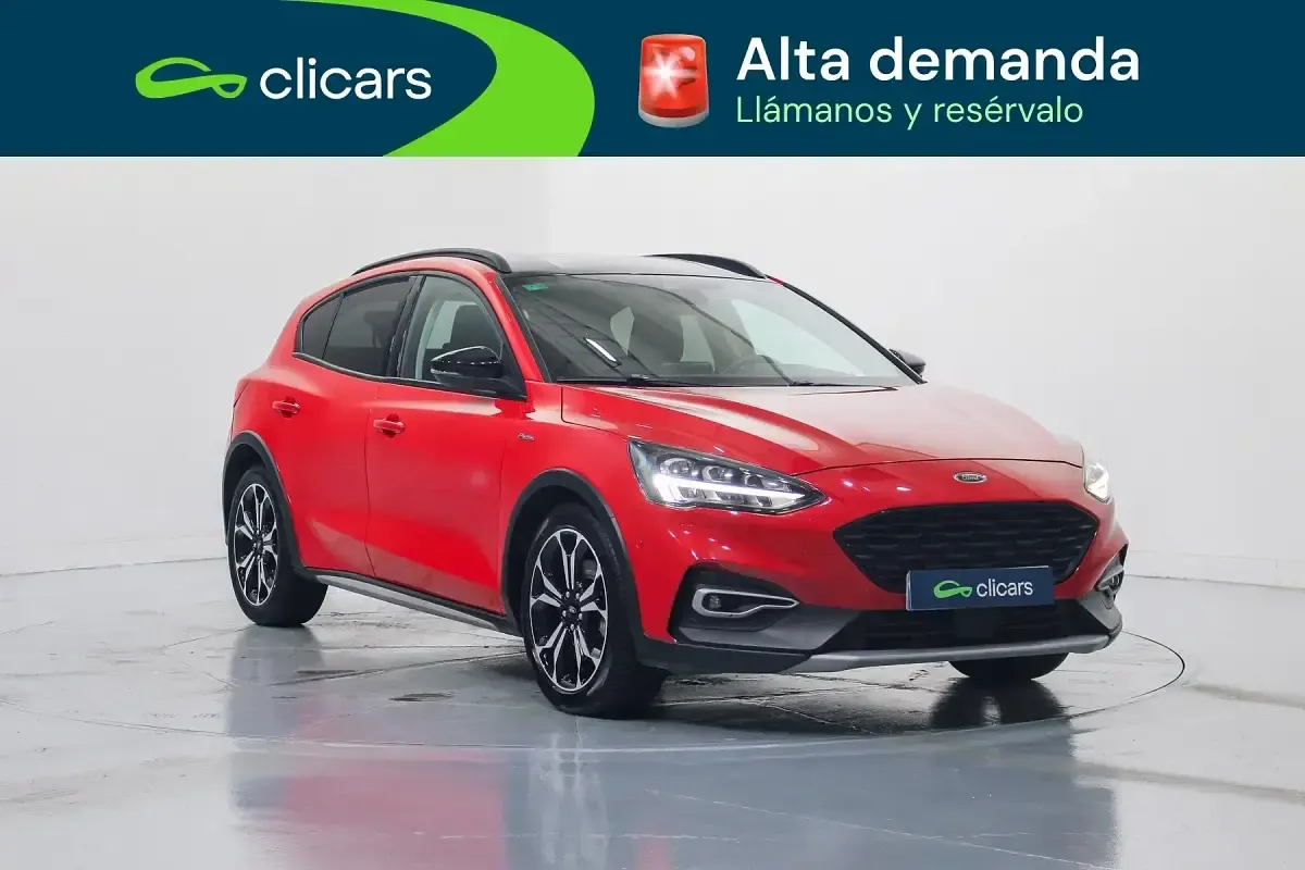 Usado Ford Focus Active 125 CV (91 kW) 2019 Rojo Berlina