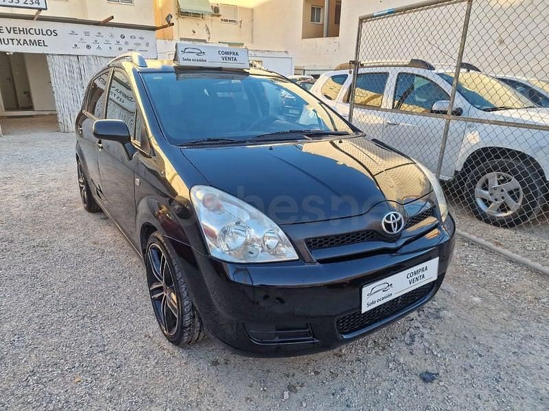 Usado Toyota Corolla Verso Luna 116 CV (85 kW) 2005 Negro Monovolumen