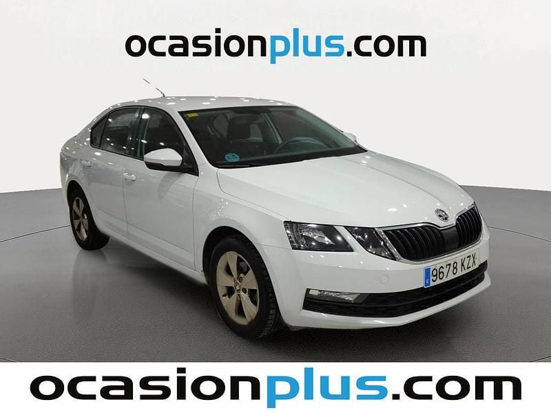 Usado Skoda Octavia 115 CV (84 kW) 2019 Blanco Berlina