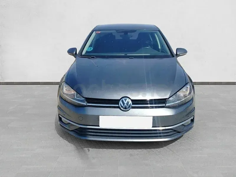 Usado VW Golf VII Advance 150 CV (110 kW) 2017 Gris / plata Berlina