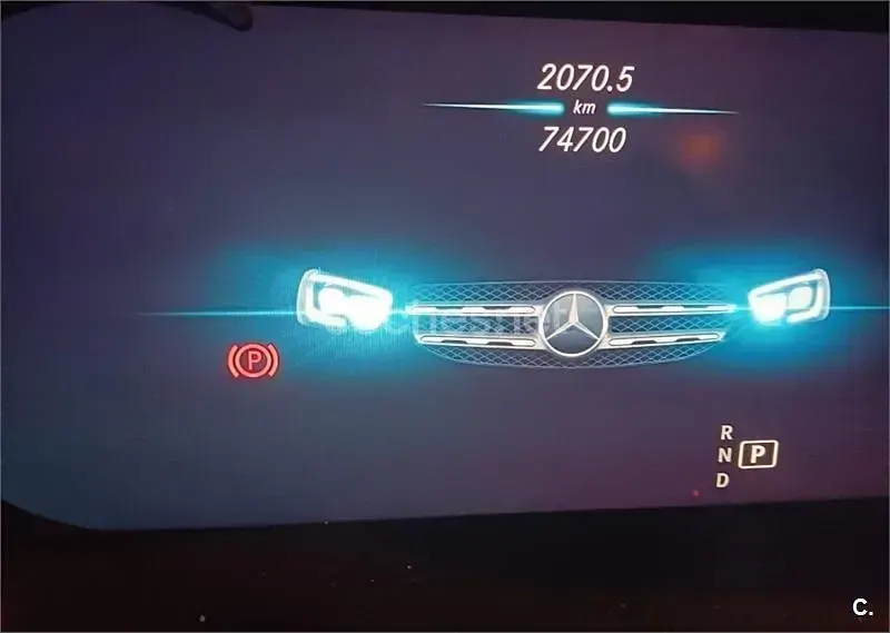 Usado Mercedes GLC300 258 CV (189 kW) 2020 Gris / plata SUV