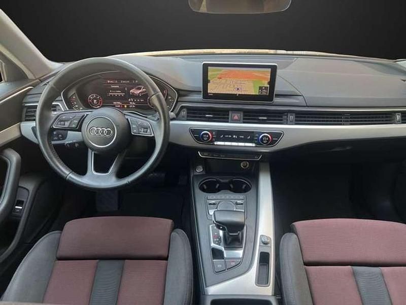 Usado Audi A4 S-Line 190 CV (139 kW) 2017 Azul Berlina