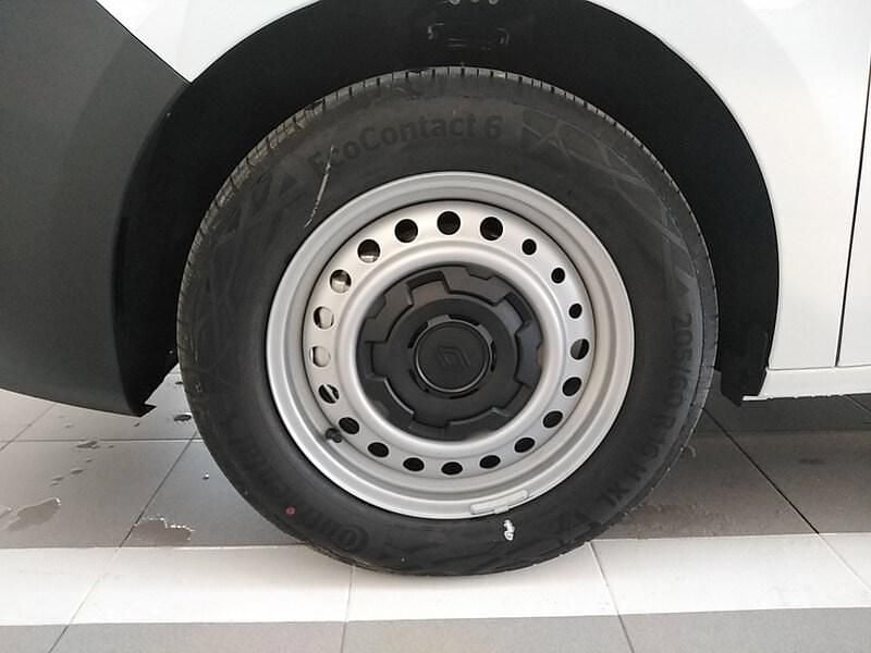 Usado Renault Kangoo 88 kW (120 CV) 2025 Blanco Monovolumen