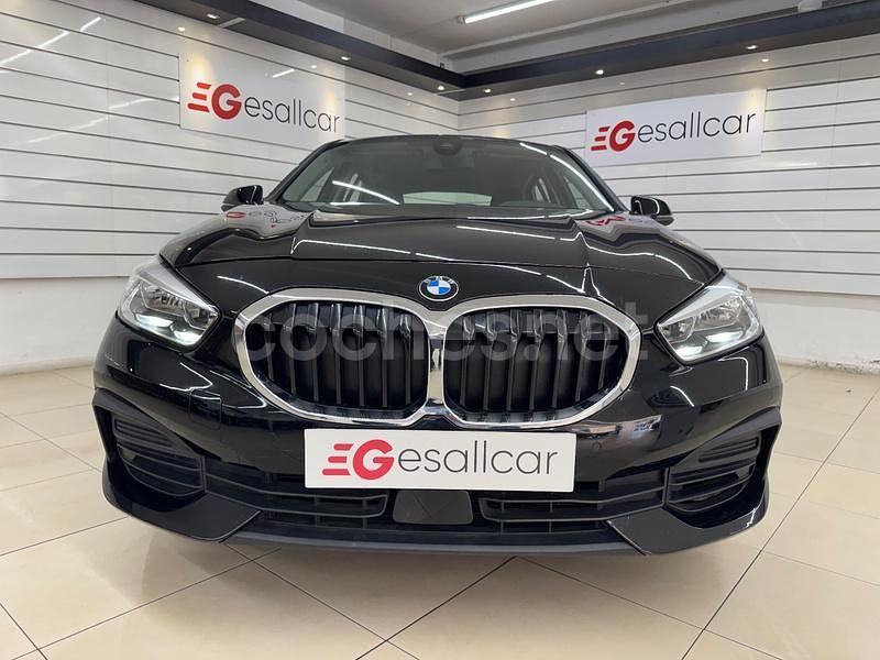 Usado BMW 118 140 CV (102 kW) 2019 Negro Utilitario