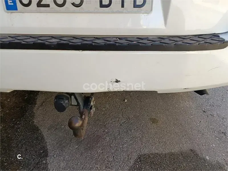 Usado Nissan Pathfinder XE 174 CV (127 kW) 2006 Blanco SUV