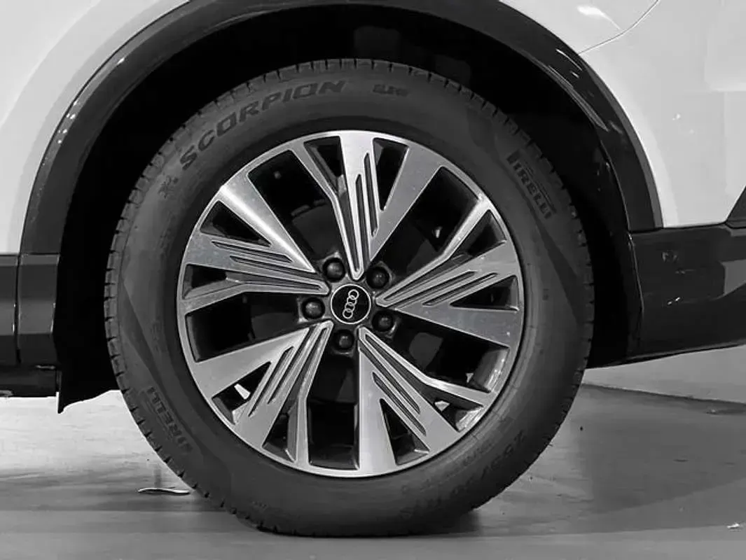 Usado Audi Q4 Sportback e-tron Sport 125 kW (170 CV) 2023 Blanco SUV