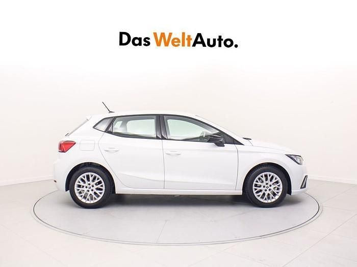 Usado Seat Ibiza FR 115 CV (84 kW) 2025 Blanco