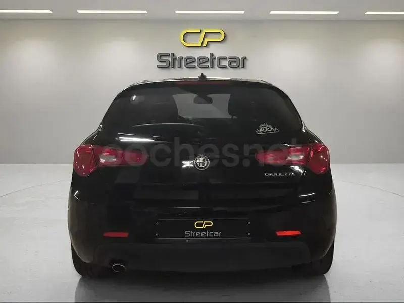 Usado Alfa Romeo Giulietta 120 CV (88 kW) 2017 Negro Utilitario