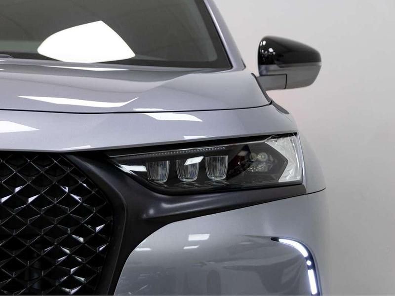 Usado DS Automobiles DS7 Crossback 131 CV (96 kW) 2022 Gris SUV
