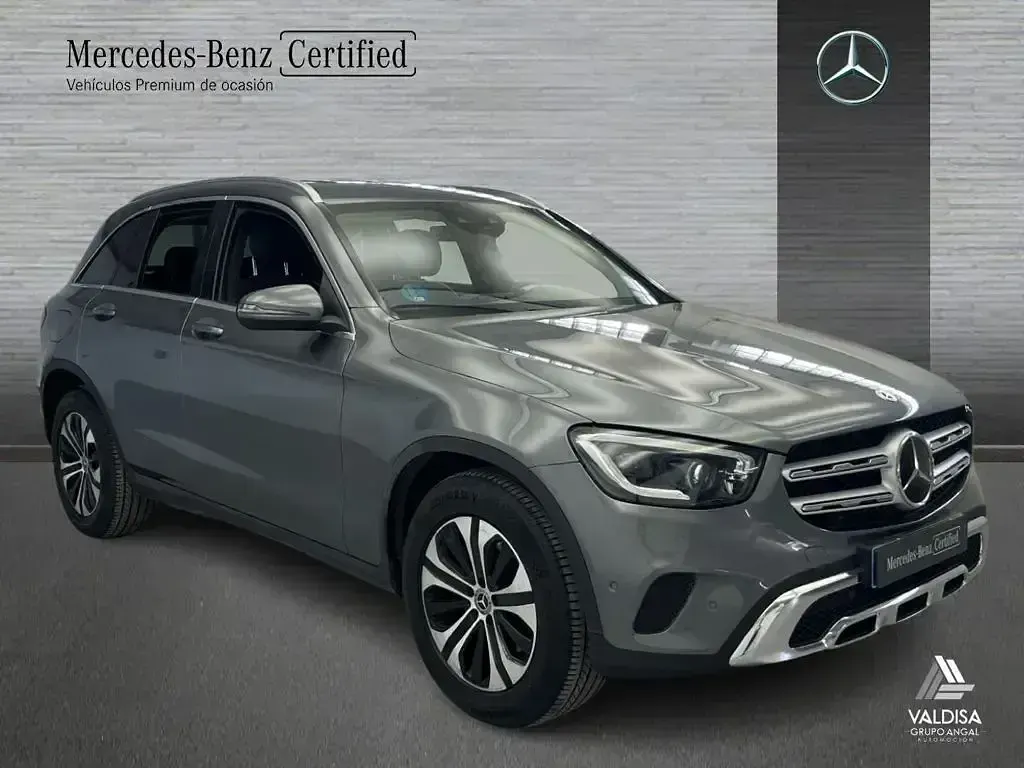 Usado Mercedes GLC300 Exclusive 258 CV (189 kW) 2021 Gris selenita SUV