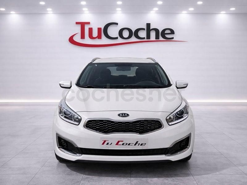 Usado Kia Ceed Sportswagon 136 CV (100 kW) 2017 Blanco Familiar