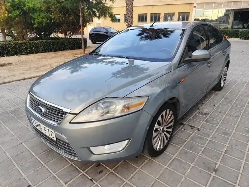 Usado Ford Mondeo Titanium 140 CV (102 kW) 2009 Azul Berlina