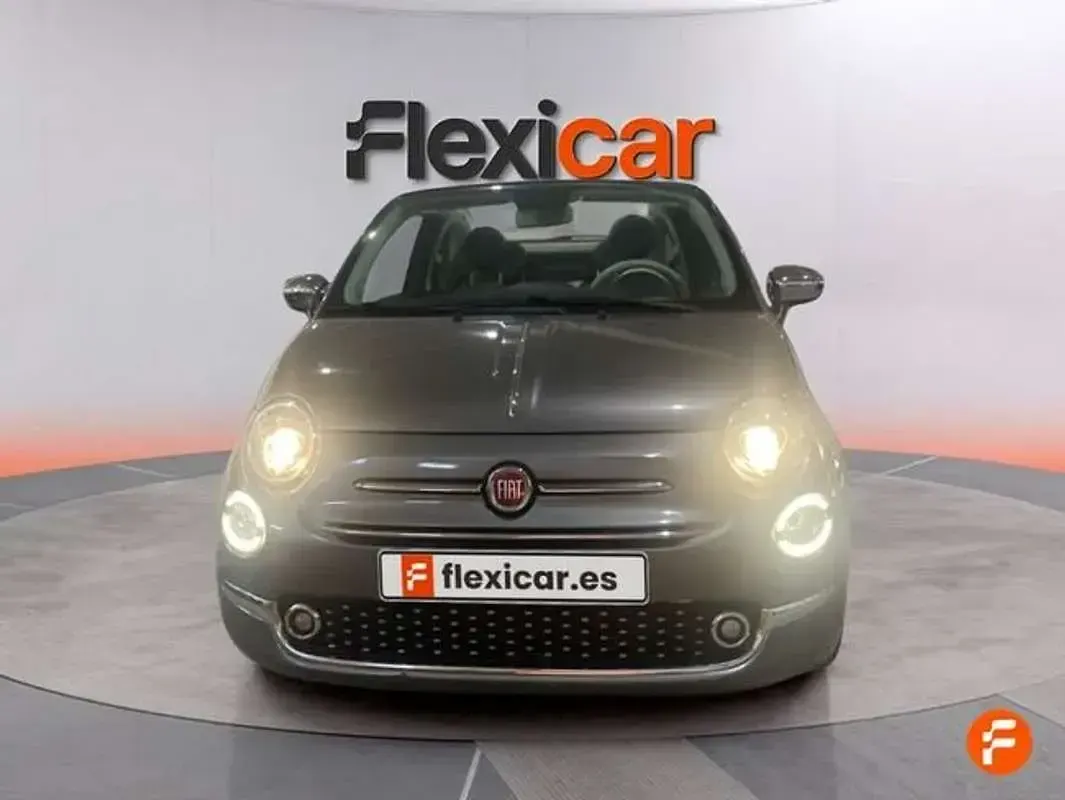 Usado Fiat 500 Dolcevita 71 CV (52 kW) 2021 Amarillo Berlina