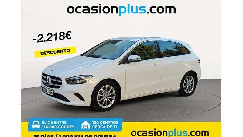 Blanco Usado 2021 Mercedes B180 Monovolumen | 22.182 € (Buen precio) - Imagen 1/4