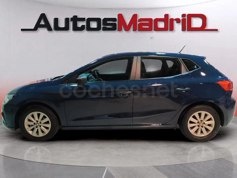 Usado Seat Ibiza Style 80 CV (58 kW) 2019 Azul Berlina
