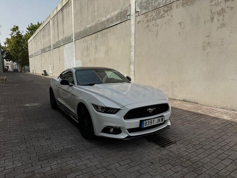 Usado Ford Mustang Fastback 314 CV (230 kW) 2017 Blanco Coupe