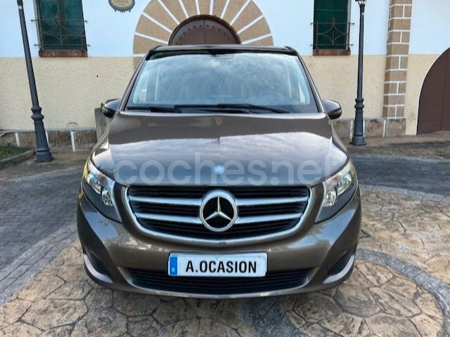 Käytetty Mercedes V220 163 HP (119 kW) 2016 Ruskea Tila-auto