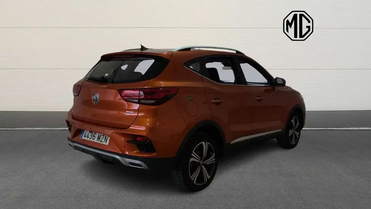 Usado MG ZS Comfort 106 CV (77 kW) 2025 Naranja SUV