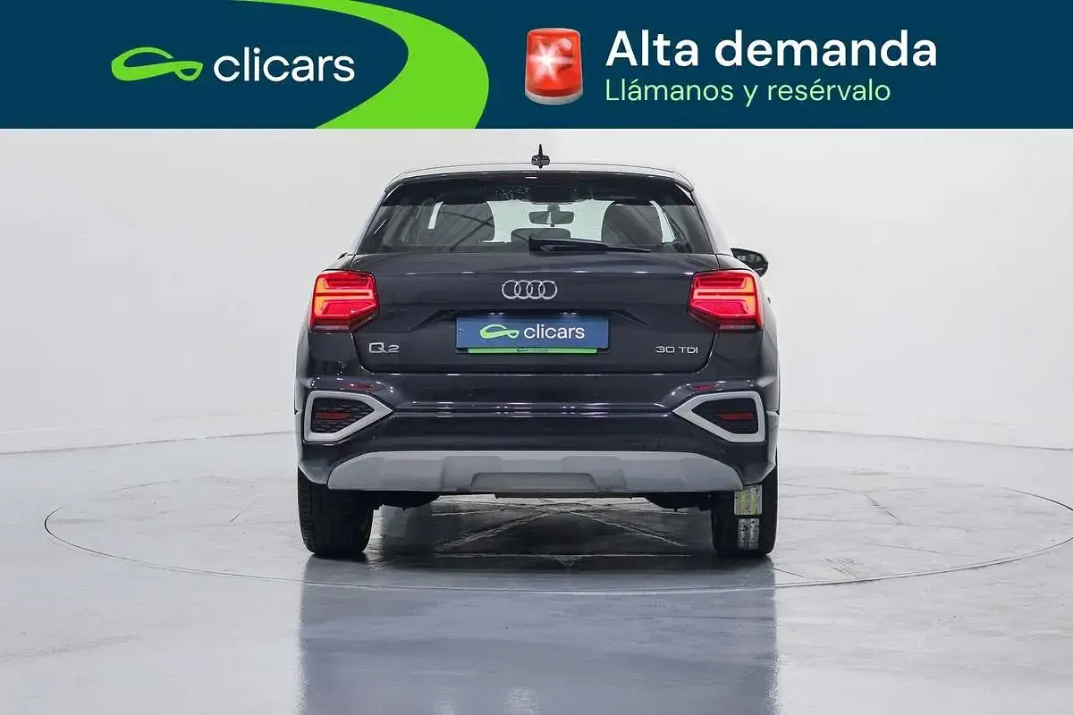 Usado Audi Q2 Advanced 116 CV (85 kW) 2022 Gris SUV