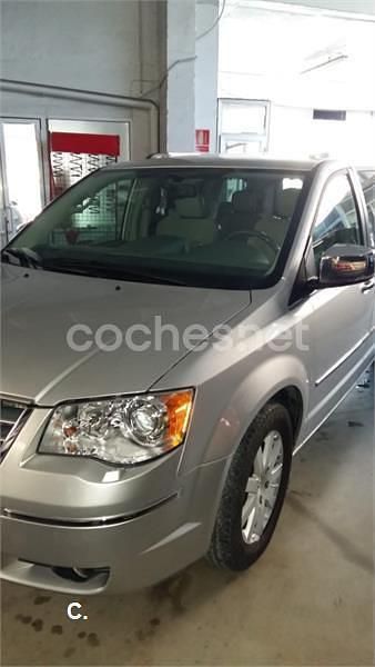 Gris / plata Usado 2009 Chrysler Grand Voyager Limited Monovolumen | 11.000 € (Caro) - Imagen 1/4