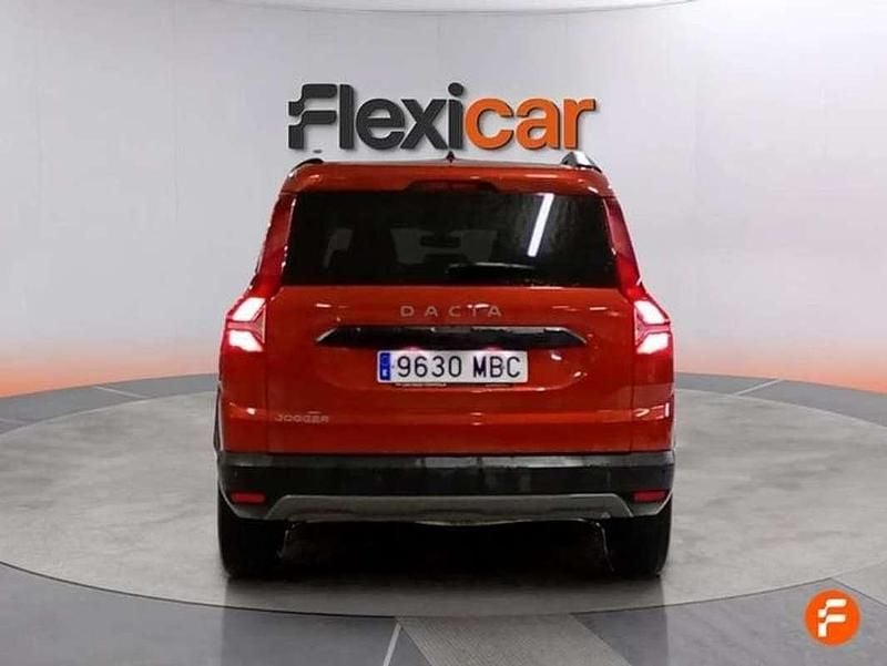 Usado Dacia Jogger Comfort 101 HP (74 kW) 2022 Laranja Monovolume