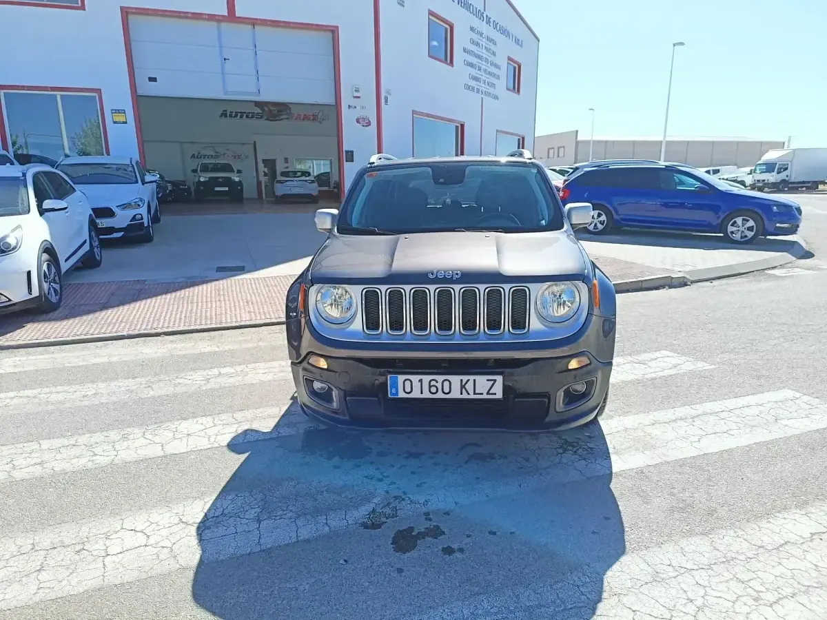 Usado Jeep Renegade Limited 120 HP (88 kW) 2018 Cinzento SUV
