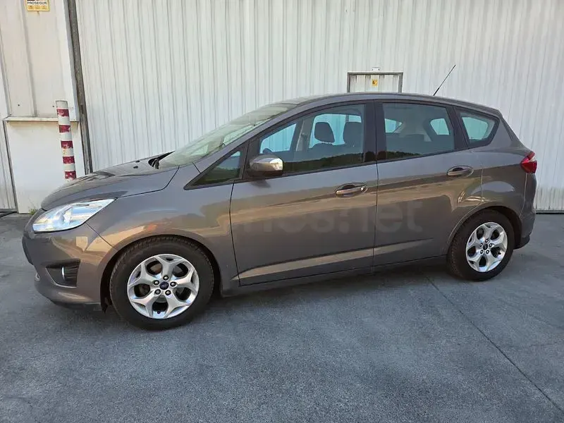 Usado Ford C-MAX Trend 125 CV (91 kW) 2014 Beige Monovolumen