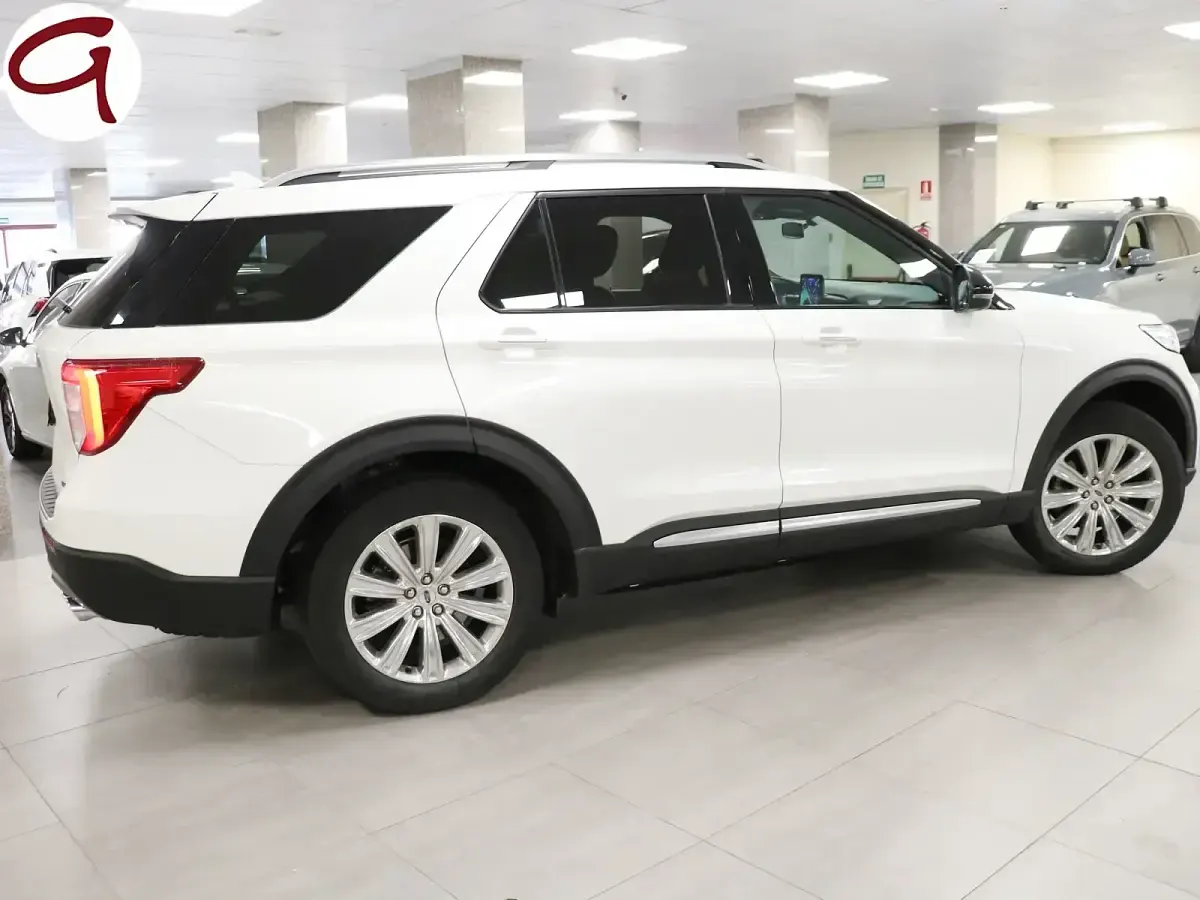 Usado Ford Explorer Platinum 457 CV (336 kW) 2022 Blanco SUV