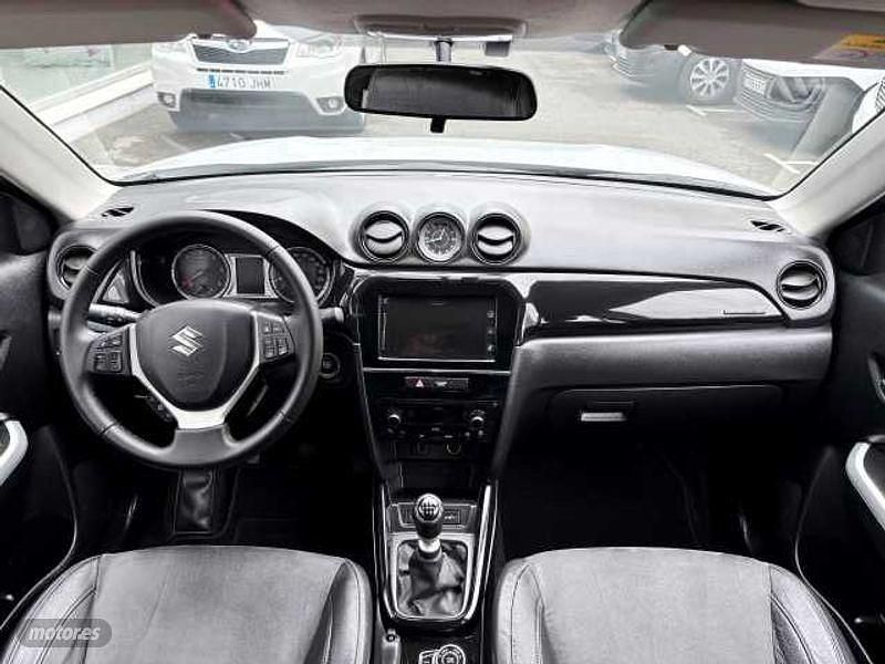 Usado Suzuki Vitara GLX 120 CV (88 kW) 2017 Blanco SUV