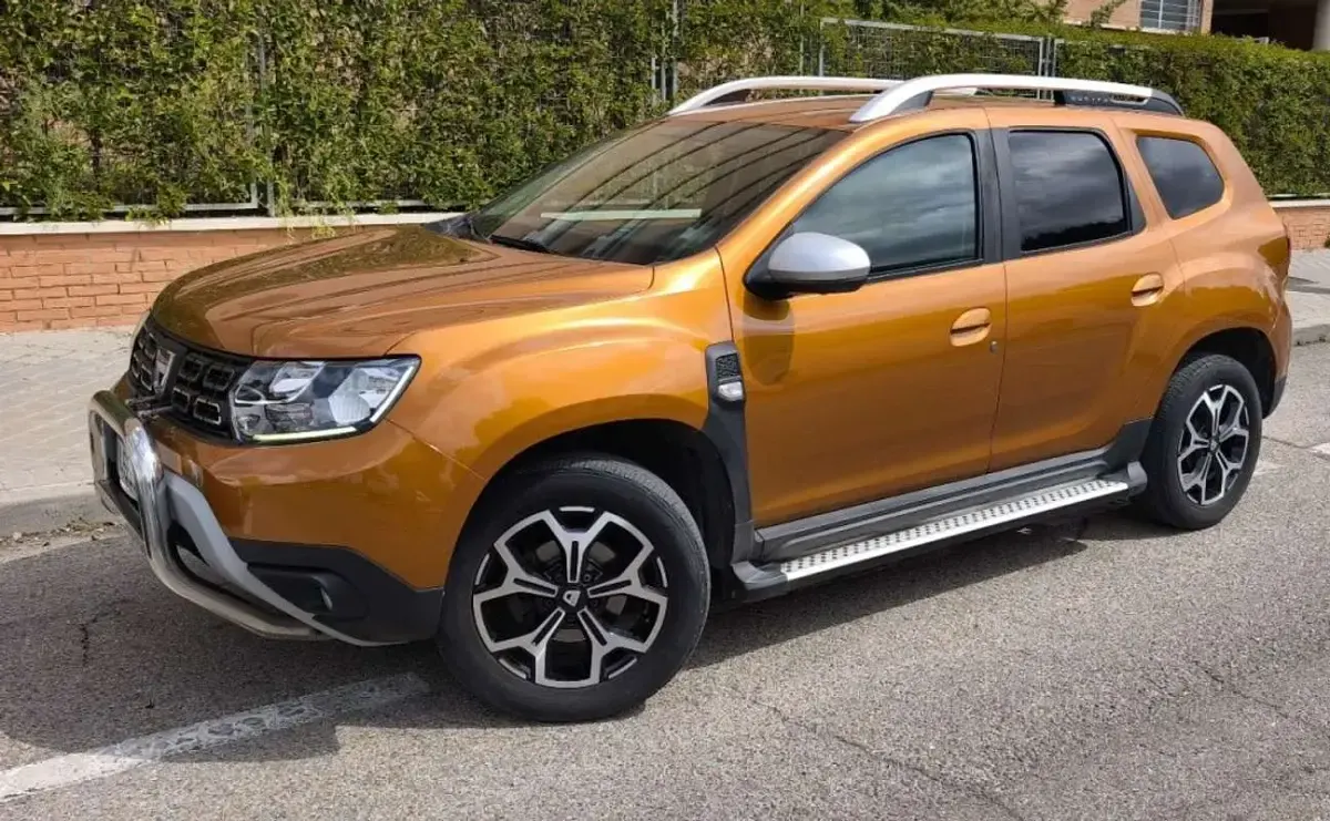Usado Dacia Duster Prestige 131 CV (96 kW) 2020 Naranja SUV
